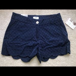 Lilly Pulitzer Scallop Shorts Crown & Ivy